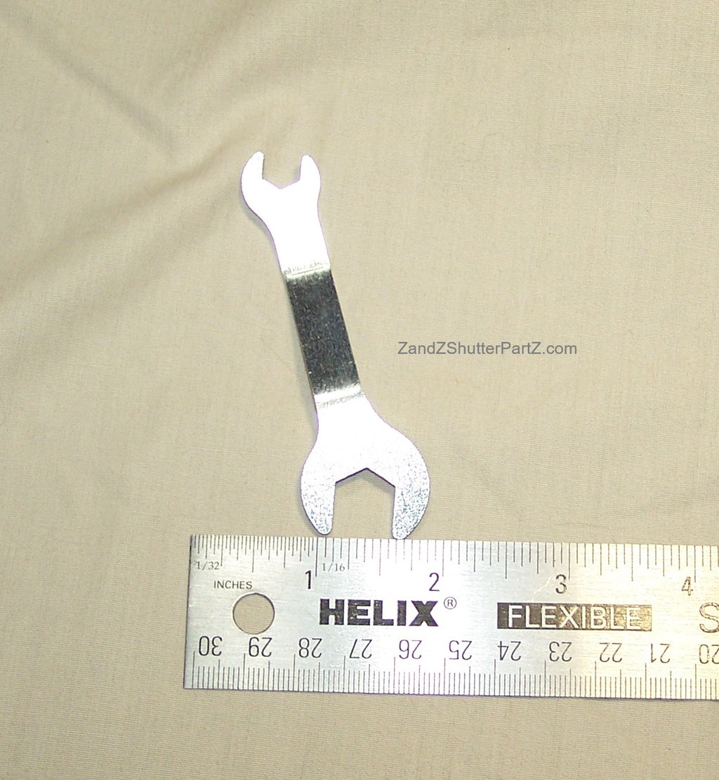 Plantation shutter track roller wrench