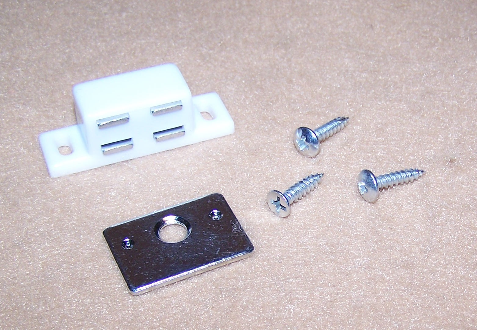 Four Post Plantation Shutter Magnet – 9 lb. Pull, White with Zinc Strike Plate (2-Pack)