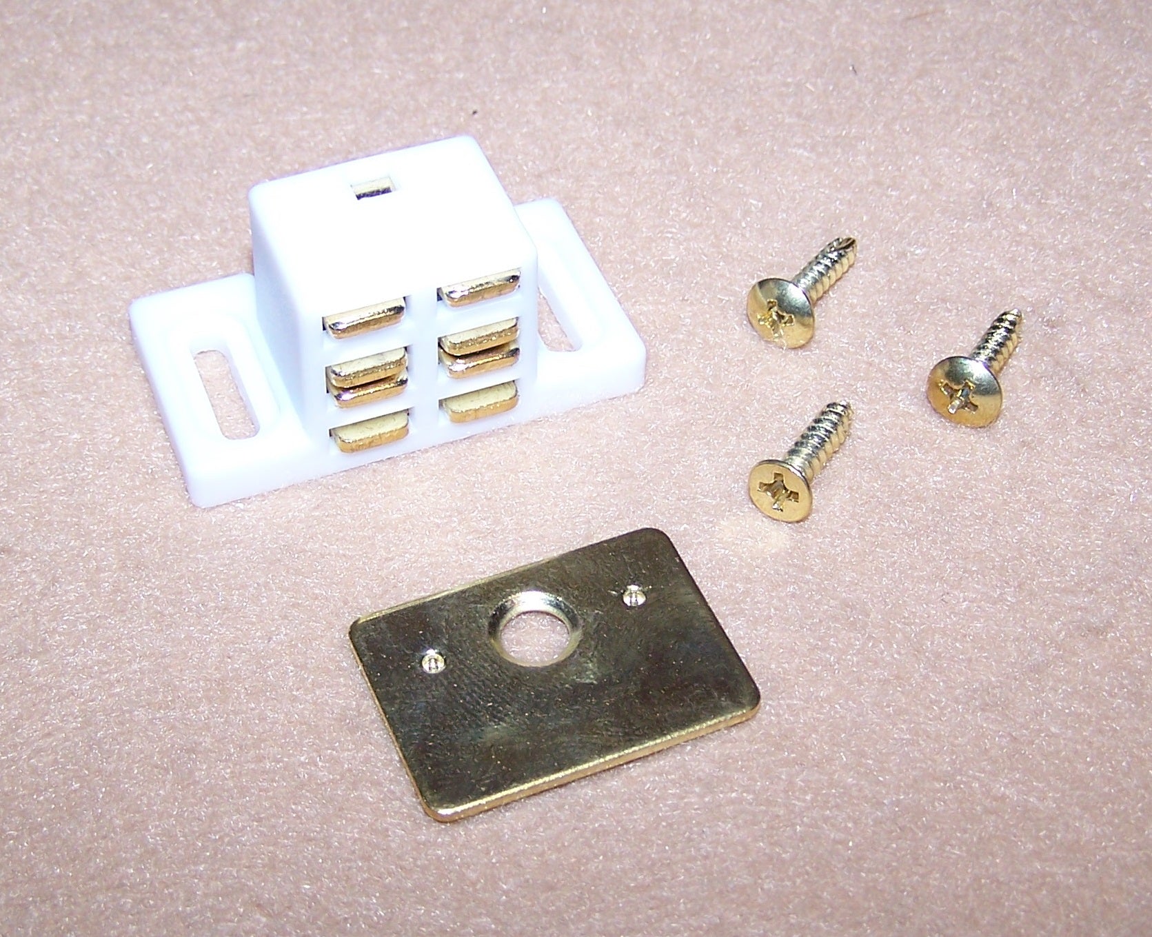 Extra Strength Plantation Shutter Magnet – 25 lb. Pull with Brass Strike Plate (2-Pack)